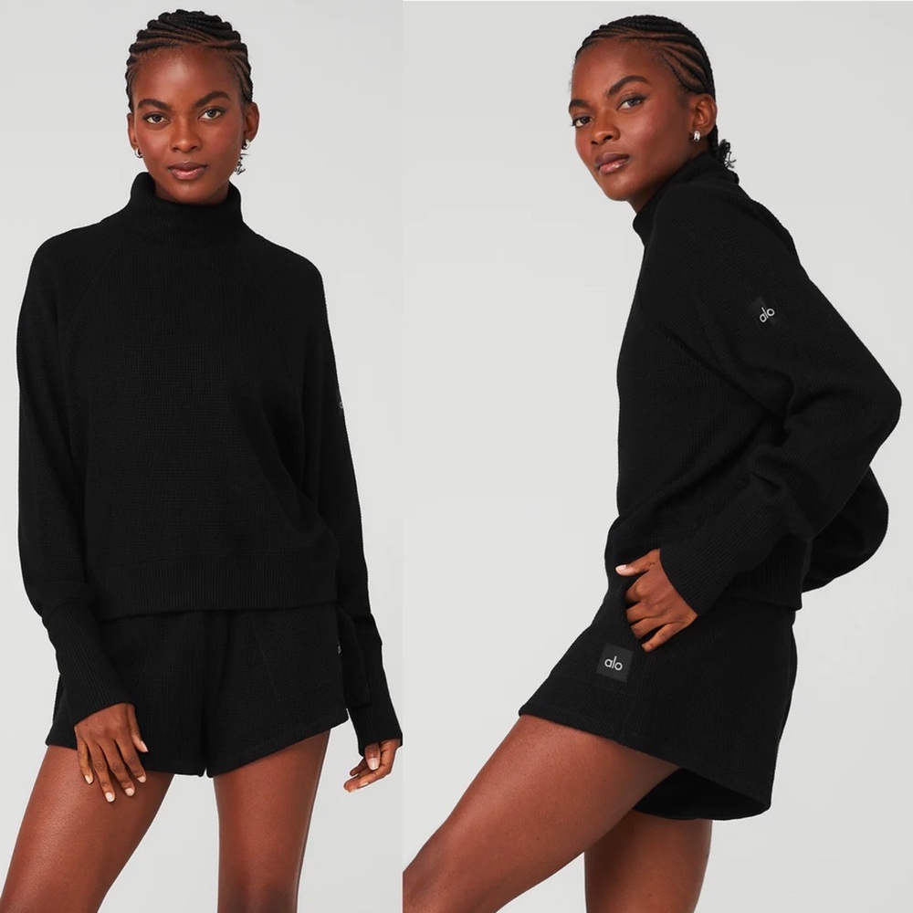 ALO Yoga Weekend Escape Waffle Mock Neck